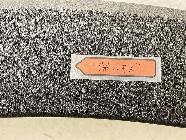 新品!V40/XC40 純正 左 リア フェンダーアーチモール/オーバーフェンダー 32368188/32314917 V32314917 素地 ボルボ(152215)