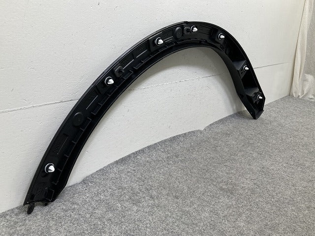 新品!V40/XC40 純正 左 リア フェンダーアーチモール/オーバーフェンダー 32368188/32314917 V32314917 素地 ボルボ(152215)