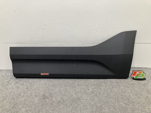 新品!XC40 XB系 純正 左 リア ドア サイドパネル 32409186 32409186 素地 ボルボ(152218)