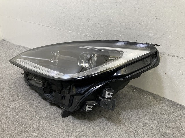 BRZ ZD8 GR86 ZN8 純正 左 ヘッドライト/ランプ レベライザーLED 刻印Z2 LH KOITO 100-6046H スバル(152255)