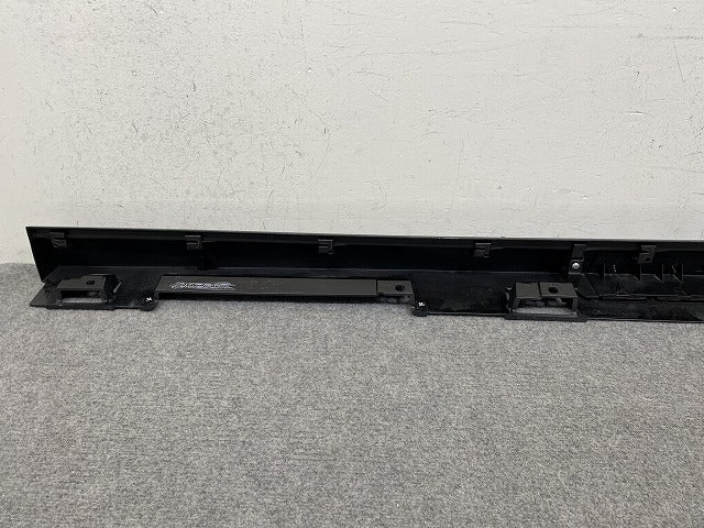 セレナ ハイウェイスター C28/FC28/FNC28/GFC28 純正 左 サイドステップ/サイドスカート 76851 7DF0A ダイヤモンドブラック G41(152275)