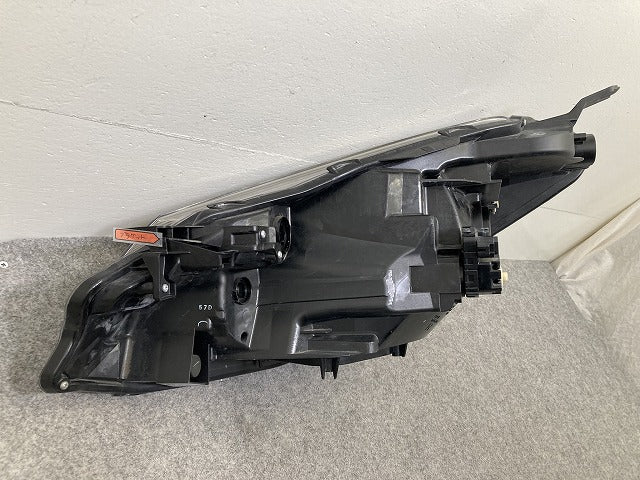 ヴィッツ 130系 KSP130/NSP130/NSP135/NCP131 純正 中期 右 ヘッドライト/ランプ ハロゲン レベ AFS無 刻印G8 KOITO 52-269 トヨタ(152293)