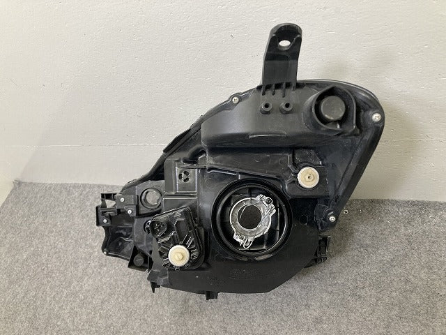 ヴィッツ 130系 KSP130/NSP130/NSP135/NCP131 純正 中期 右 ヘッドライト/ランプ ハロゲン レベ AFS無 刻印G8 KOITO 52-269 トヨタ(152293)