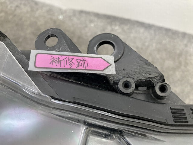 プリウス 50系/ZVW50/ZVW51/ZVW55 純正 前期 右 ヘッドライト/ランプ LED AFS無 刻印C1 KOITO 47-75 トヨタ(151792)