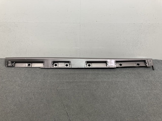 ヤリス KSP210/MXPA10/MXPA15/MXPH10/MXPH15 純正 左 サイドステップ/サイドスカート 75860-K0050 アバンギャルドブロンズ 4V8(152298)