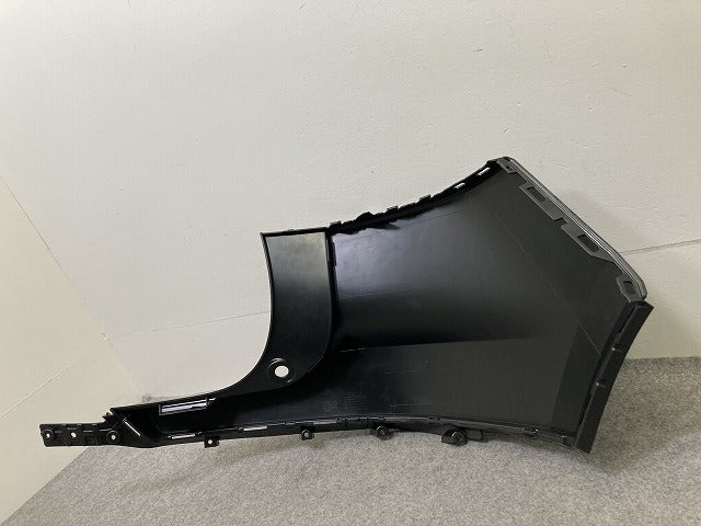 新品!XC40 XB系 純正 左 リア コーナーパネル/コーナーカバー 31449336 39848189 未塗装 ボルボ(152318)