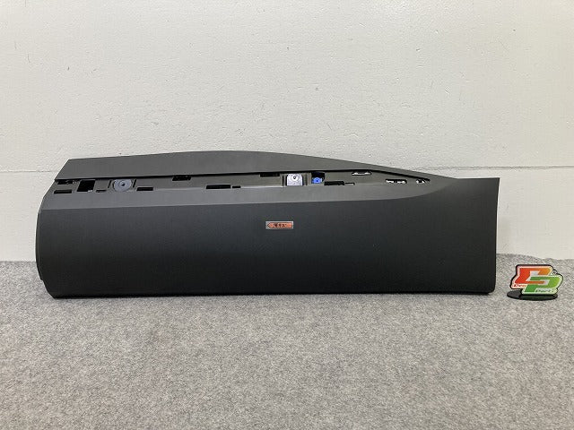 新品!キャプチャー HJ/HJBH5H/HJBH4MH 純正 左 リア サイドパネル ドア モール/プロテクター 828779913 828774987R 素地 ルノー(152319)