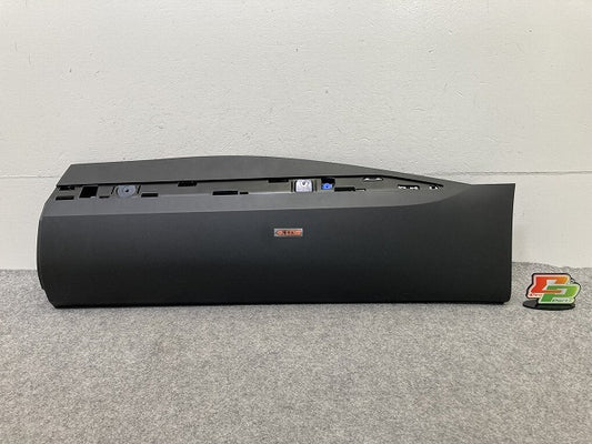 新品!キャプチャー HJ/HJBH5H/HJBH4MH 純正 左 リア サイドパネル ドア モール/プロテクター 828779913 828774987R 素地 ルノー(152319)