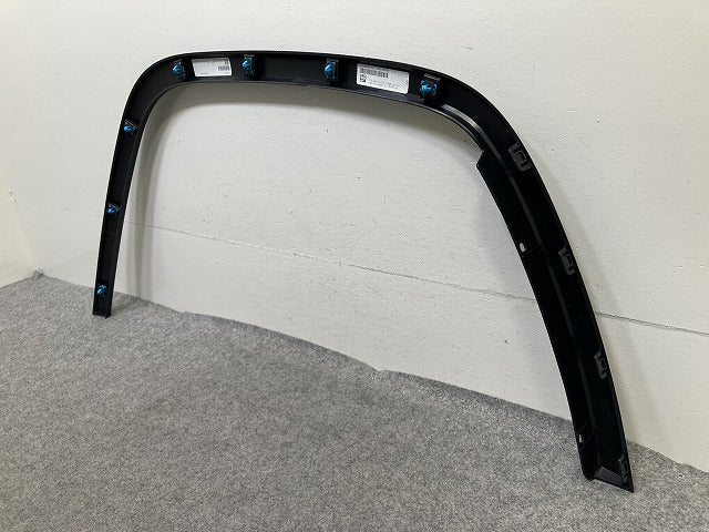 新品!ジープ/グランドチェロキー WK2 純正 左 フロント フェンダーアーチモール/オーバーフェンダー 5XT69TRMAA 5XT60RXFAC-001(152325)