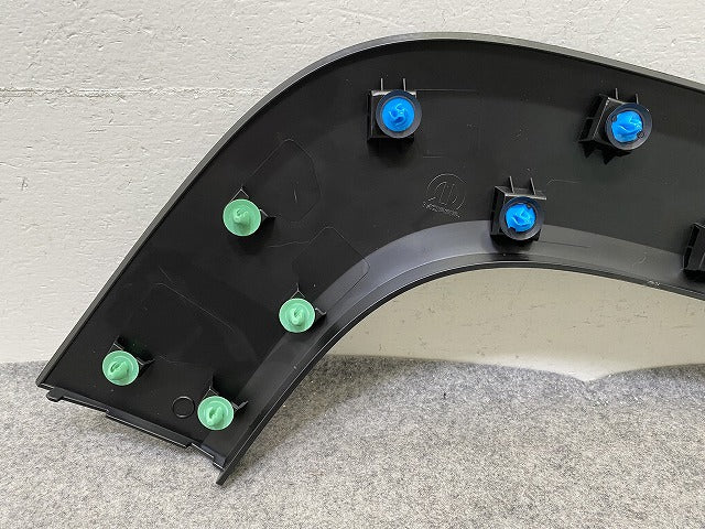 新品!ジープ レネゲード BU系 純正 左 リア フェンダーアーチモール/オーバーフェンダー 735578405 5XB67LXHAA 素地 クライスラー(152336)