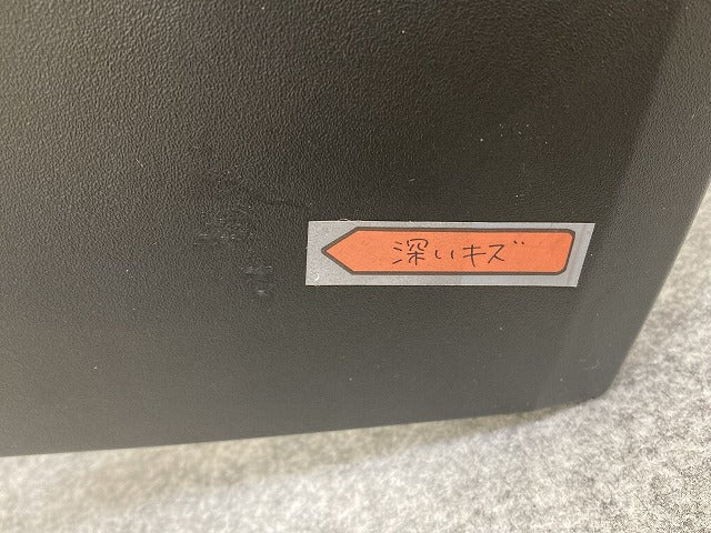 新品!ジープ レネゲード 2015-2023 純正 右 フロント フェンダーアーチモール/オーバーフェンダー 735682596 6TB74LXHAA 素地(152339)