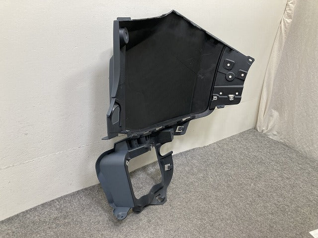 新品!ジープ レネゲード 2014-2018 純正 左 リア バンパー アッパー カバー 735585022 6SC04TZZAA 未塗装 クライスラー(152341)