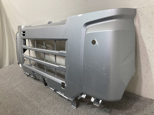 ハイゼット カーゴ S700V S710V 純正 フロント バンパー 52101-B5020/B5030/B5040/B5050 ブライトシルバーメタリック S28 ダイハツ(152348)