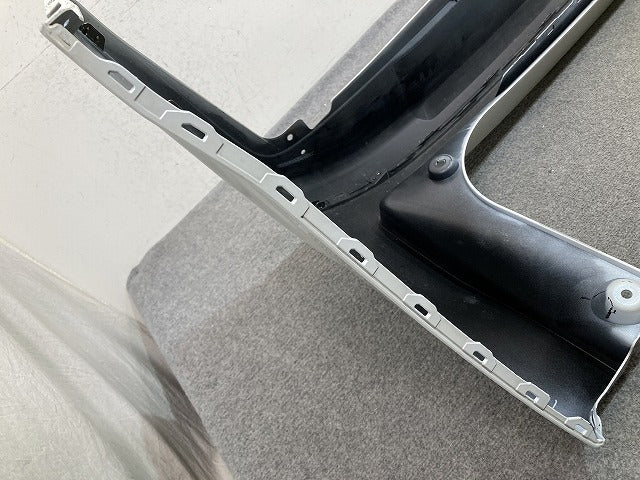ステップワゴン スパーダ RP6/RP7/RP8 純正 リア バンパー ガーニッシュ付 71501-3T0-J000 プラチナホワイトパール NH609P ホンダ(152350)