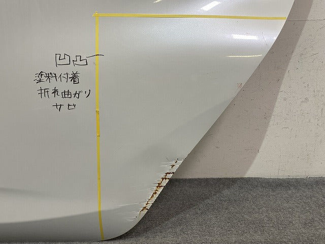 アクア/AQUA MXPK10/MXPK11/MXPK15/MXPK16 純正 左 リア ドア バイザー付 プラチナホワイトパールマイカ 089 トヨタ(152356)