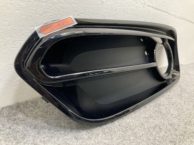 新品!1シリーズ F20 純正 左 フロント フォグライト グリル ベゼル 51117371667 ブラック BMW(152361)