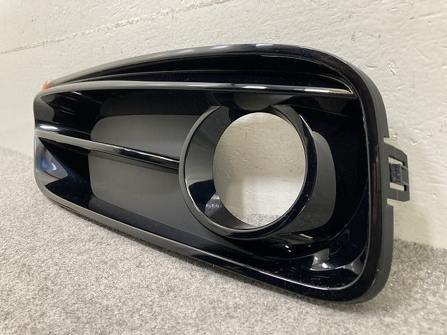 新品!1シリーズ F20 純正 左 フロント フォグライト グリル ベゼル 51117371667 ブラック BMW(152361)