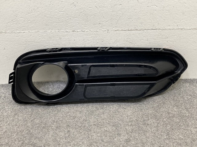 新品!1シリーズ F20 純正 左 フロント フォグライト グリル ベゼル 51117371667 ブラック BMW(152361)