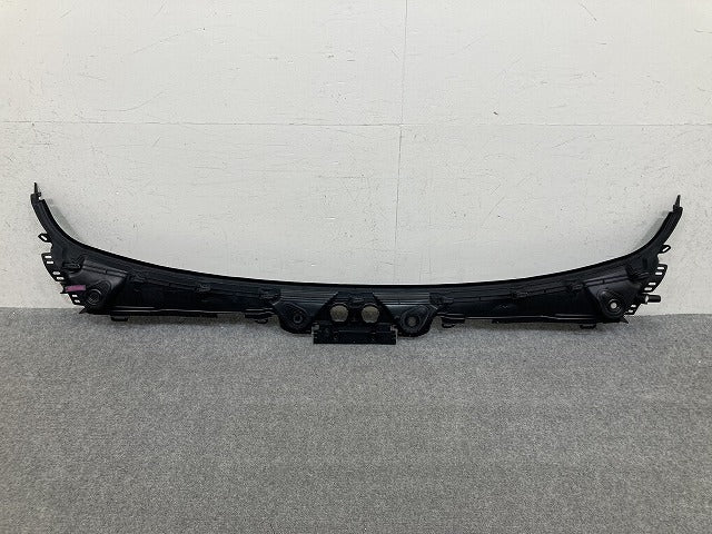 新品!3シリーズ F30 純正 フロント カウルカバー/ワイパーベースカバー 5171 7285921 素地 BMW(152372)