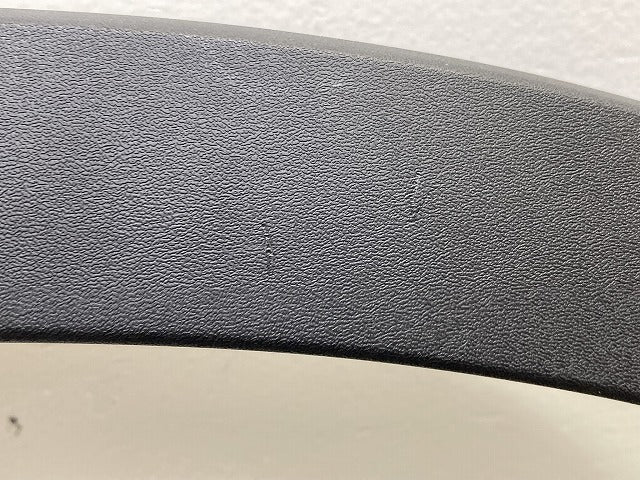 新品!XC40 XB系 純正 左 フロント フェンダーアーチモール/オーバーフェンダー 32409188 素地 ボルボ(152374)