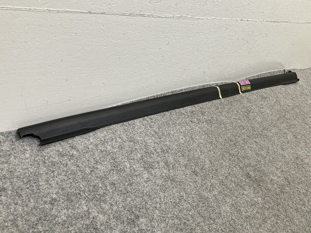 新品!アップ!/up! AACHY 純正 左 リア ドア ベルトモールアウター 1S4.839.477 1S4839477C5AP 素地 フォルクスワーゲン(152399)
