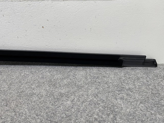 新品!X3/X4 G01/G02 純正 左 フロント ドア ウィンドウモール 水切りモール 51357410015 BMW(152402)