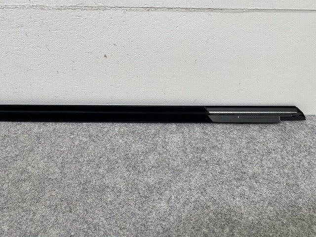 新品!ミニ 5ドア(F55) 純正 左 フロント ドア ベルトモールアウター 7322513/14-11 51337322513 メッキ MINI(152403)