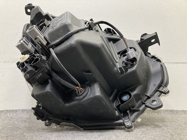 ムーヴ キャンバス/キャンパス LA800S/LA810S 純正 左 ヘッドライト/ランプ LED レベライザー 刻印8L KOITO 100-69038 81170-B2660(152409)