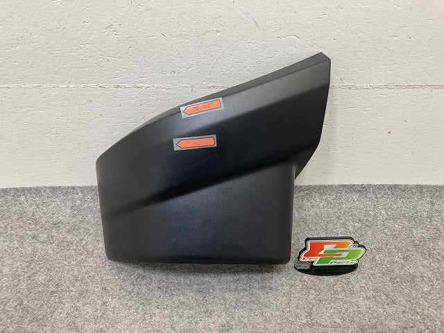 新品!ジープ ラングラー JL36S 純正 左 リア コーナーパネル/コーナーカバー 68298823AC 素地 クライスラー(152411)