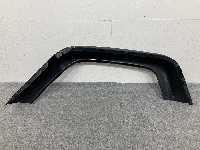 新品!ジープラングラー JK36L 純正 右 リア フェンダーアーチモール/オーバーフェンダー 5KF16TRMAC 素地 クライスラー(152414)