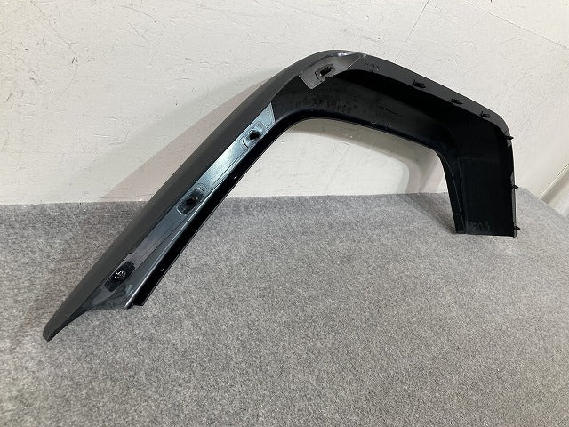 新品!ジープラングラー JK36L 純正 右 リア フェンダーアーチモール/オーバーフェンダー 5KF16TRMAC 素地 クライスラー(152414)