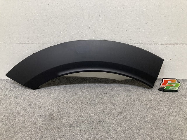 新品!ミニ クロスオーバー(F60) 純正 右 リア フェンダーアーチモール/オーバーフェンダー 5177 7 389 360 51777389360 素地 MINI(152419)