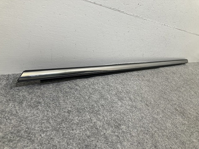 新品!ミニ 5ドア F55 純正 左 フロント ドア ベルトモールアウター 7322513/14-11 51337322513 メッキ MINI(152425)