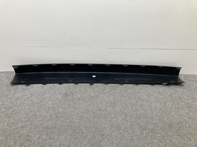 新品!カングー KWK4M/KWH5F 純正 リア バンパーモール ガーニッシュ 8200436724 7701478198 素地 ルノー(152426)