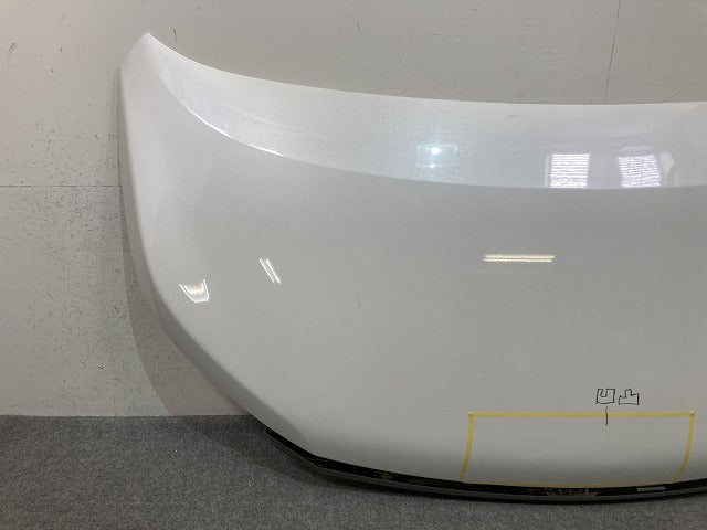 ノア NOAH 80系 ZRR80G/ZRR80W/ZWR80W/ZWR80G 純正 ボンネット/エンジンフード ホワイト トヨタ(152428)