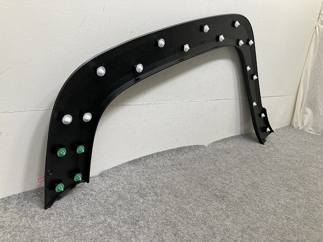 新品!ジープ レネゲード BU系 純正 右 フロント フェンダーアーチモール/オーバーフェンダー 735682596 素地 クライスラー(152452)