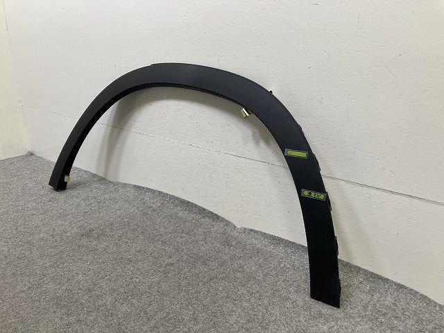 新品!GLAクラス X156 純正 左 リア フェンダーアーチモール/オーバーフェンダー A156 885 1300 1568851300 素地 メルセデスベンツ(152453)