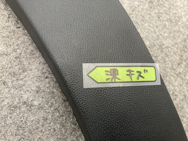 新品!GLAクラス X156 純正 左 リア フェンダーアーチモール/オーバーフェンダー A156 885 1300 1568851300 素地 メルセデスベンツ(152453)