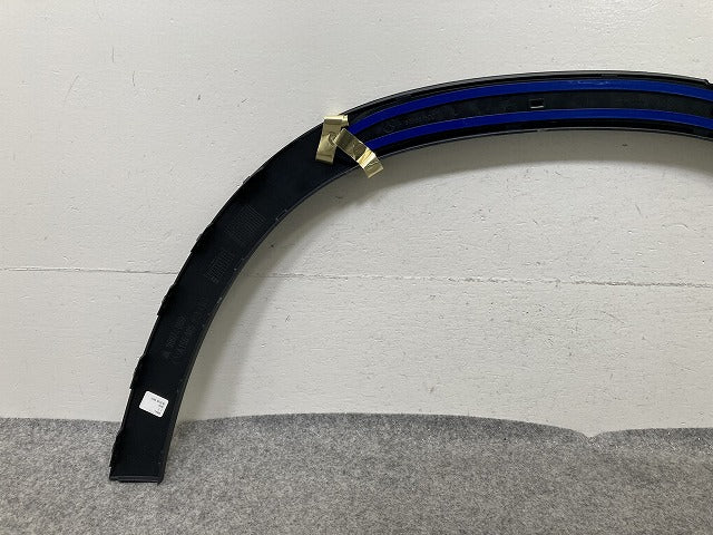 新品!GLAクラス X156 純正 左 リア フェンダーアーチモール/オーバーフェンダー A156 885 1300 1568851300 素地 メルセデスベンツ(152453)