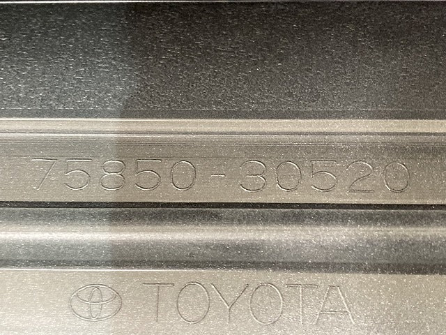 新品!クラウン 220系/ARS220/AZSH20/AZSH21/GWS224 純正 右 サイドステップ/サイドスカート 75850-30520 A0 ホワイトパール 062(152458)