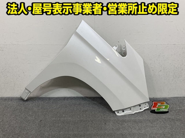 ノア NOAH 90系 MZRA90W/MZRA95W/ZWR90W/ZWR95W 純正 右 フロント フェンダー ホワイトパールクリスタルシャイン 070 トヨタ(152460)