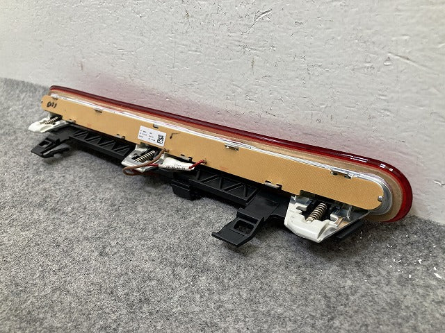 新品!ザ・ビートル 16系 純正 テールランプ 光源不明 ハイマウントストップランプ IH 176 SAE 113 10 DOT フォルクスワーゲン(152504)