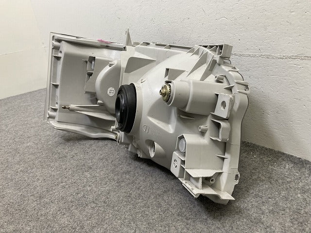 ハイエース 200系/1型/2型 TRH224W TRH226K TRH229W 社外 左 ヘッドライト/ランプ ハロゲン インナーブラック トヨタ(152520)