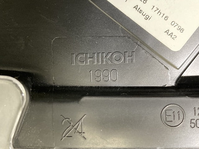 ライズ A200A/A210A/A201A/A202A 純正 左 ヘッドライト/ランプ LED レベライザー LH ICHIKOH 1990 トヨタ(152528)