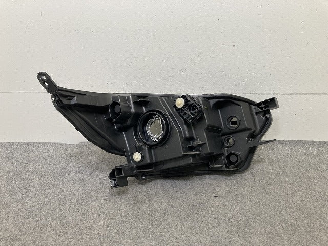 eKスペース B34A/B35A/B37A/B38A 純正 前期 左 ヘッドライト/ランプ ハロゲン レベライザー KOITO 100-23778 MQ716662 三菱(152531)