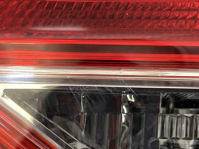 フリード GB5/GB6/GB7/GB8 純正 左 テールランプ/ライト/レンズ LED 刻印J0 KOITO 132-62202 ホンダ(152532)