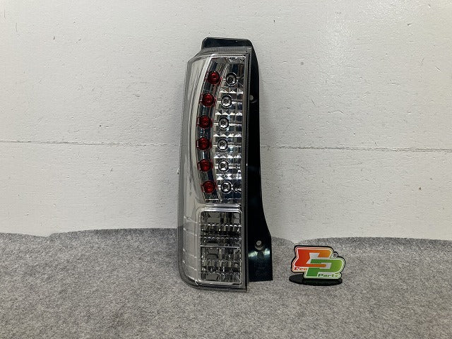 eKワゴン H82W 純正 左 テールランプ/ライト/レンズ LED RCL-010 三菱(152534)