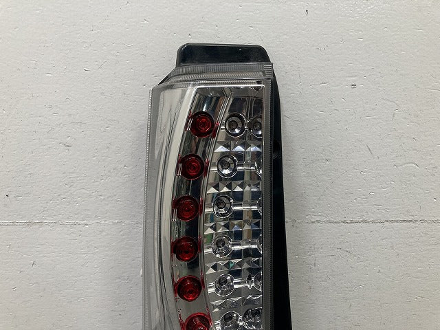 eKワゴン H82W 純正 左 テールランプ/ライト/レンズ LED RCL-010 三菱(152534)