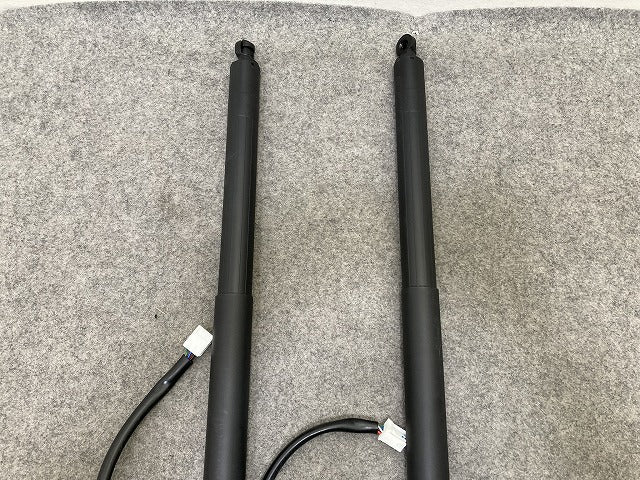 ヴォクシー/ノア 90系 ZWR90W/95W/MZRA90W/95W 純正 左右 リア ゲートダンパー パワーゲート 2点セット 68910-V1014/68920-V1014(152541)