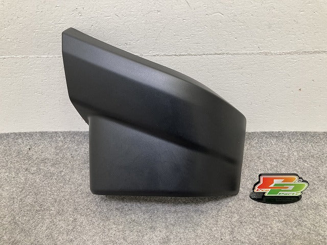 新品!ジープラングラー 2018-2026 純正 右 リア コーナーパネル/コーナーカバー 68298822AC 素地 クライスラー(152557)